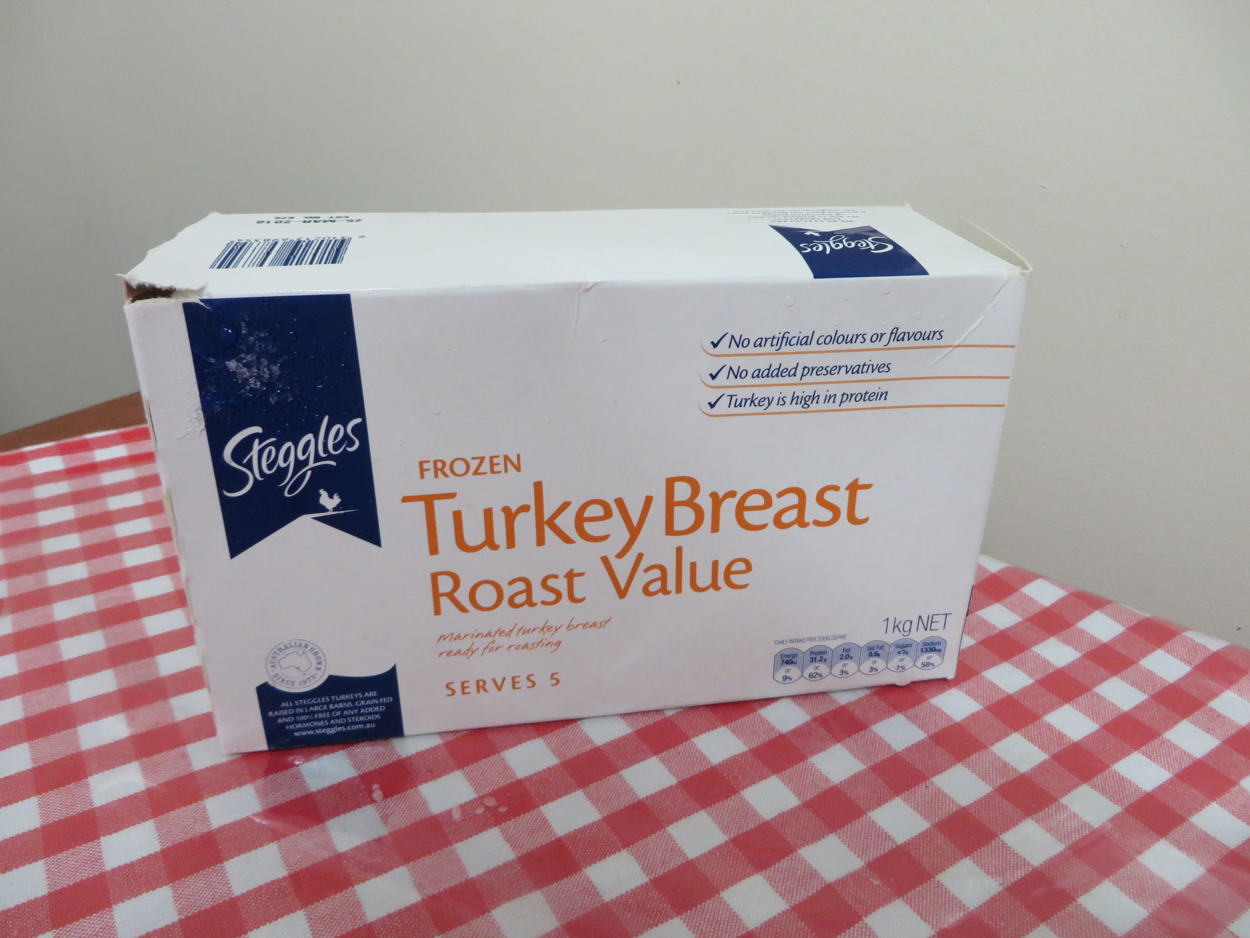 ready roast turkey in packaging